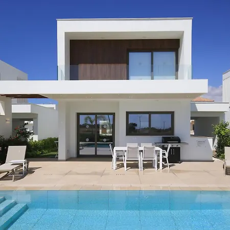 Phaedrus Living Serenity Waves No20 * Larnaca