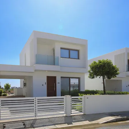 Villa Phaedrus Living Serenity Waves No20 *